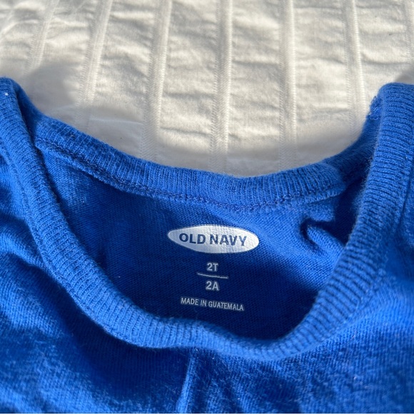 3 for $20 OLD NAVY Bundle of 3 Tank Tops Sz 2T - Picture 2 of 2